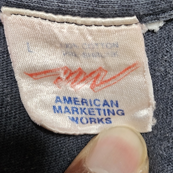 Vintage 80's Body Glove Graphic Neon Yellow Green Big Hand T-shirt Size L USA - Picture 7 of 10